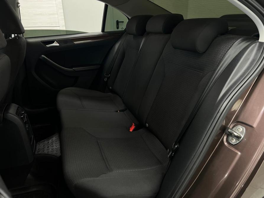 Volkswagen Jetta VI Рестайлинг Казань  - изображение 18