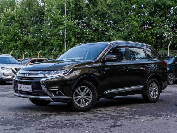 Mitsubishi Outlander III Рестайлинг 2 с пробегом 2018 года, цена 1 350 001 рубль, 204615 км, внедорожник, Автокод Объявления