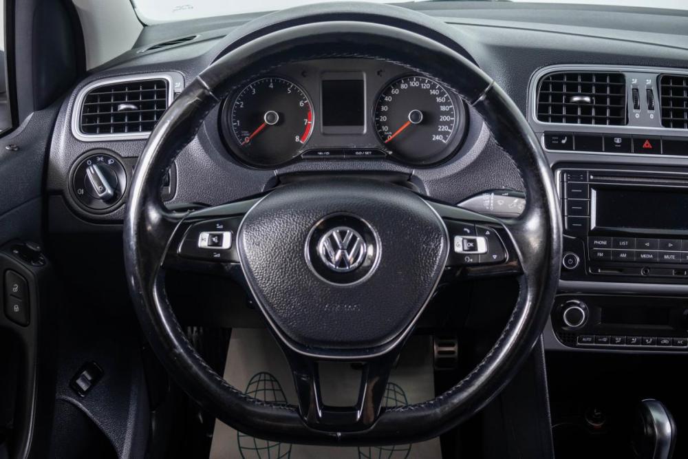 Volkswagen Polo V Рестайлинг Пермь  - изображение 15