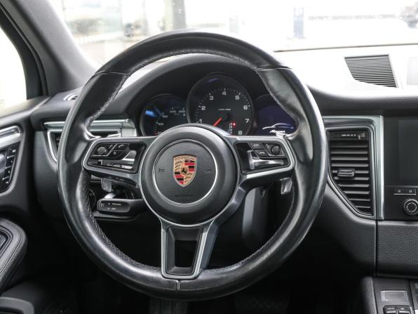 Porsche Macan I с пробегом 2017 года, цена 2 549 000 рублей, 150465 км, внедорожник, Автокод Объявления