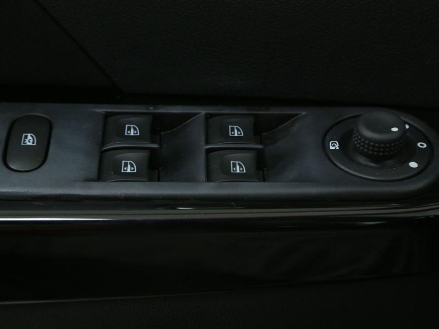 Renault Kaptur I Иваново  - изображение 17