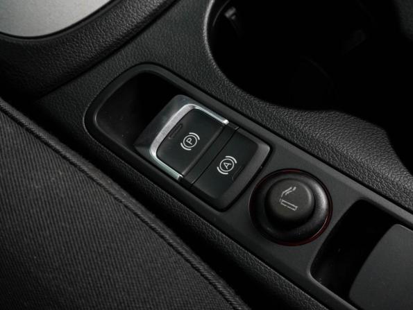 Audi Q3 I (8U) с пробегом 2013 года, цена 1 630 000 рублей, 156493 км, внедорожник, Автокод Объявления