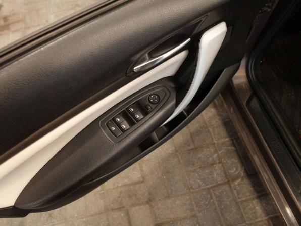 BMW 1 серии II (F20/F21) с пробегом 2012 года, цена 1 010 000 рублей, 238969 км, хэтчбек, Автокод Объявления