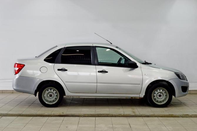 Lada (ВАЗ) Granta I с пробегом 2018 года, цена 390 000 рублей, 141727 км, седан, Автокод Объявления