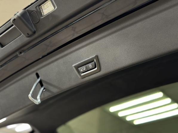 BMW X6 III (G06) Рестайлинг с пробегом 2023 года, цена 12 100 000 рублей, 13070 км, внедорожник, Автокод Объявления