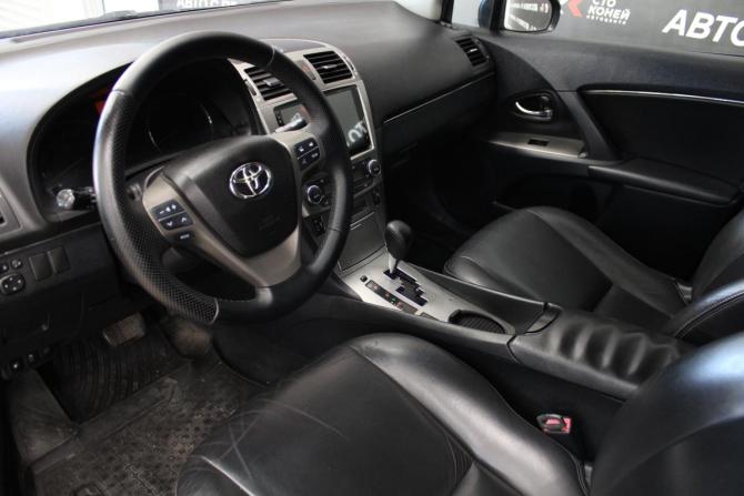 Toyota Avensis III с пробегом 2010 года, цена 1 249 000 рублей, 220000 км, седан, Автокод Объявления