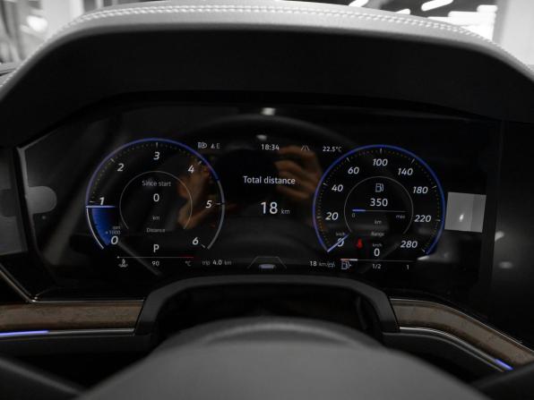 Volkswagen Touareg III Рестайлинг с пробегом 2026 года, цена 11 750 000 рублей, 18 км, внедорожник, Автокод Объявления