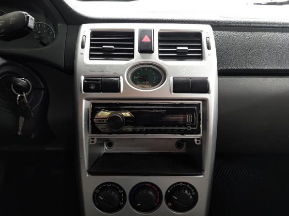 Lada (ВАЗ) Priora I с пробегом 2007 года, цена 220 000 рублей, 169401 км, седан, Автокод Объявления