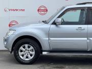 Mitsubishi Pajero IV Рестайлинг 1 Екатеринбург  - изображение 52