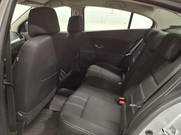 Renault Fluence I Рестайлинг с пробегом 2013 года, цена 790 000 рублей, 197937 км, седан, Автокод Объявления