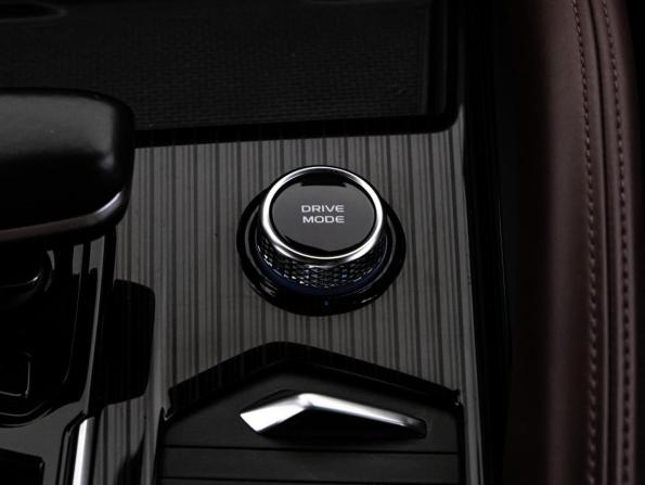 Geely Monjaro I с пробегом 2023 года, цена 2 925 000 рублей, 79045 км, внедорожник, Автокод Объявления