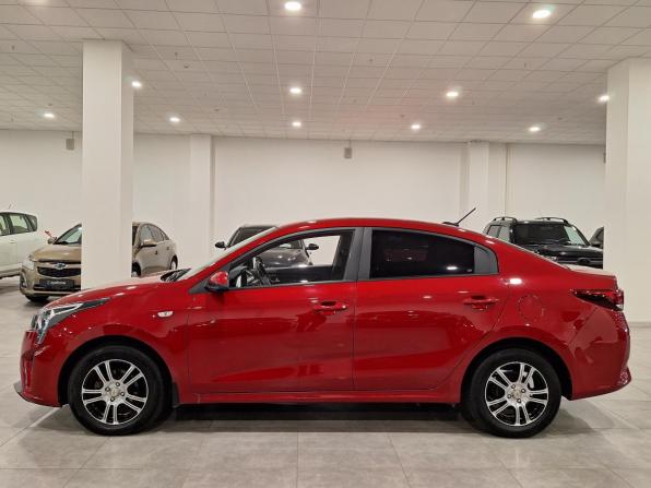 Kia Rio IV Рестайлинг с пробегом 2020 года, цена 1 640 000 рублей, 74146 км, седан, Автокод Объявления