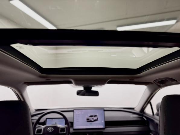 Toyota RAV4 VI (XA60) с пробегом 2026 года, цена 4 350 000 рублей, 9 км, внедорожник, Автокод Объявления