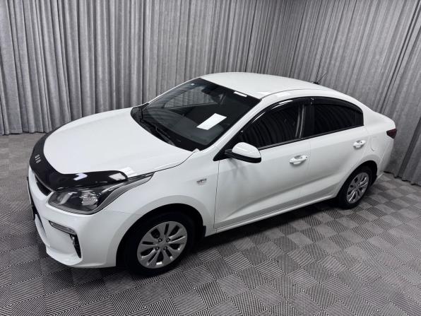 Kia Rio IV с пробегом 2019 года, цена 1 385 000 рублей, 111397 км, седан, Автокод Объявления