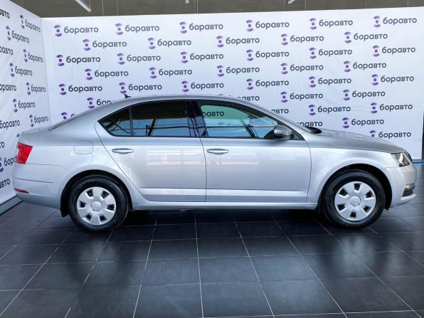 Skoda Octavia III (A7) Рестайлинг с пробегом 2018 года, цена 1 880 000 рублей, 88667 км, лифтбек, Автокод Объявления