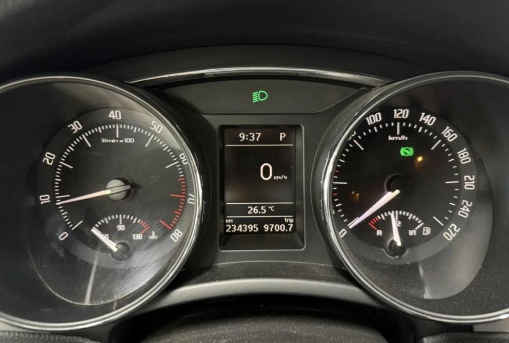 Skoda Superb II Астрахань  - изображение 15