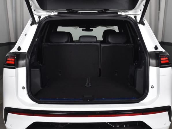 Volkswagen Teramont II (China Market) с пробегом 2026 года, цена 6 499 995 рублей, 39 км, внедорожник, Автокод Объявления