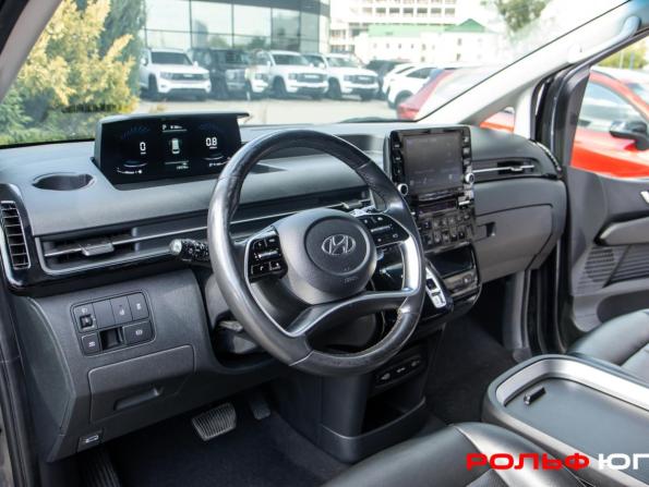 Hyundai Staria I с пробегом 2022 года, цена 3 678 000 рублей, 135440 км, минивэн, Автокод Объявления