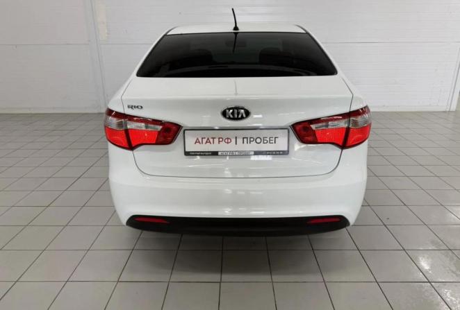 Kia Rio III с пробегом 2013 года, цена 860 000 рублей, 153281 км, седан, Автокод Объявления