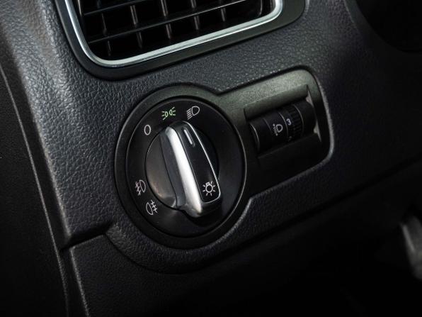 Volkswagen Polo V с пробегом 2013 года, цена 598 000 рублей, 272079 км, седан, Автокод Объявления
