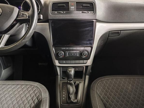 Skoda Yeti I Рестайлинг с пробегом 2016 года, цена 1 055 000 рублей, 281236 км, внедорожник, Автокод Объявления