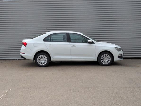 Skoda Rapid II с пробегом 2021 года, цена 1 180 000 рублей, 181183 км, лифтбек, Автокод Объявления