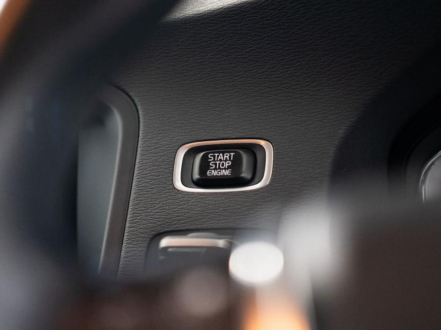 Volvo V60 I Рестайлинг Иркутск  - изображение 16