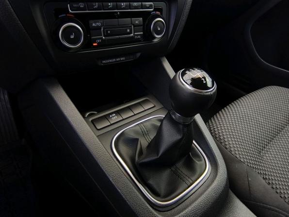 Volkswagen Jetta VI с пробегом 2011 года, цена 990 000 рублей, 170508 км, седан, Автокод Объявления
