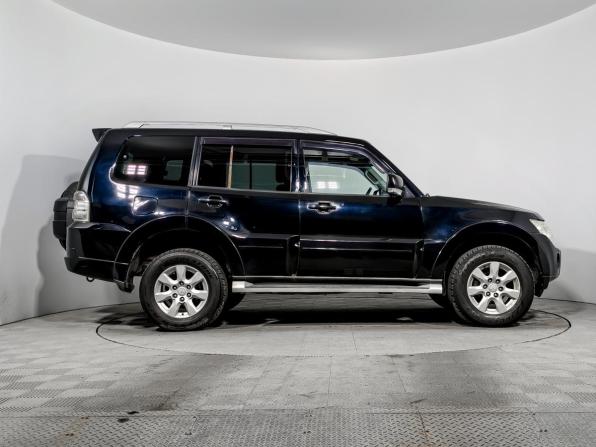 Mitsubishi Pajero IV Рестайлинг 1 с пробегом 2011 года, цена 939 000 рублей, 512198 км, внедорожник, Автокод Объявления