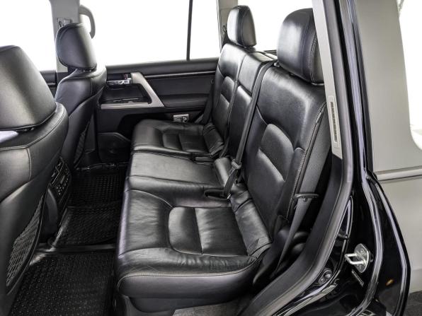 Toyota Land Cruiser 200 Series Рестайлинг 1 с пробегом 2012 года, цена 3 300 000 рублей, 291690 км, внедорожник, Автокод Объявления