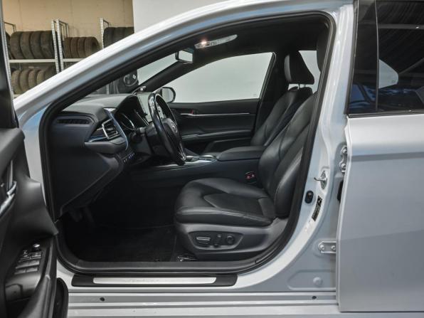 Toyota Camry VIII (XV70) Рестайлинг с пробегом 2021 года, цена 2 779 000 рублей, 80382 км, седан, Автокод Объявления