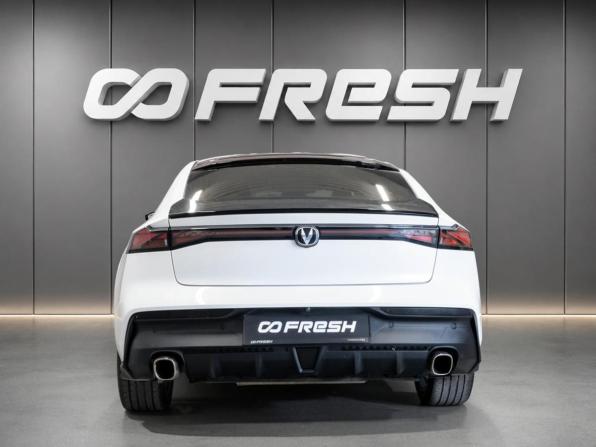 Changan UNI-V I с пробегом 2024 года, цена 2 190 000 рублей, 75901 км, лифтбек, Автокод Объявления