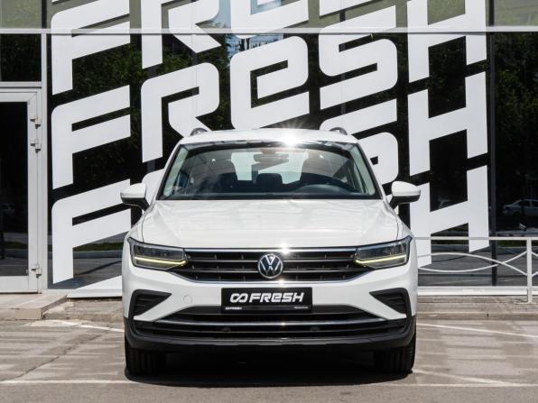 Volkswagen Tiguan II Рестайлинг с пробегом 2021 года, цена 1 899 000 рублей, 189128 км, внедорожник, Автокод Объявления