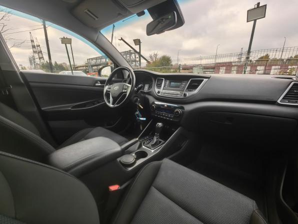 Hyundai Tucson III с пробегом 2016 года, цена 1 679 000 рублей, 175402 км, внедорожник, Автокод Объявления