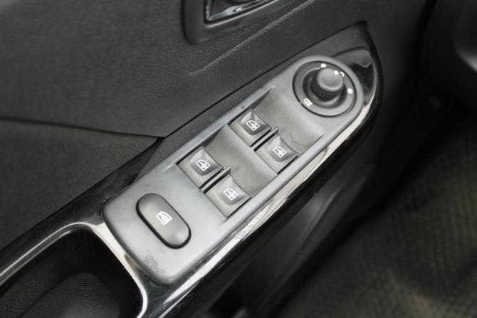 Renault Kaptur I с пробегом 2017 года, цена 1 390 000 рублей, 159000 км, внедорожник, Автокод Объявления