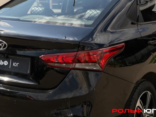 Hyundai Solaris II с пробегом 2019 года, цена 848 000 рублей, 318989 км, седан, Автокод Объявления