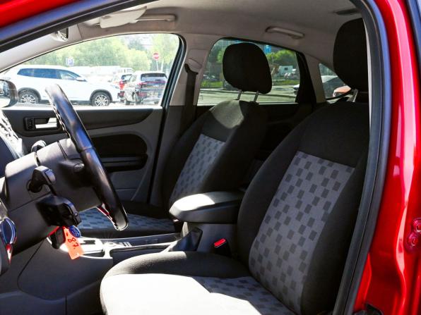 Ford Focus II Рестайлинг с пробегом 2008 года, цена 595 000 рублей, 220463 км, хэтчбек, Автокод Объявления