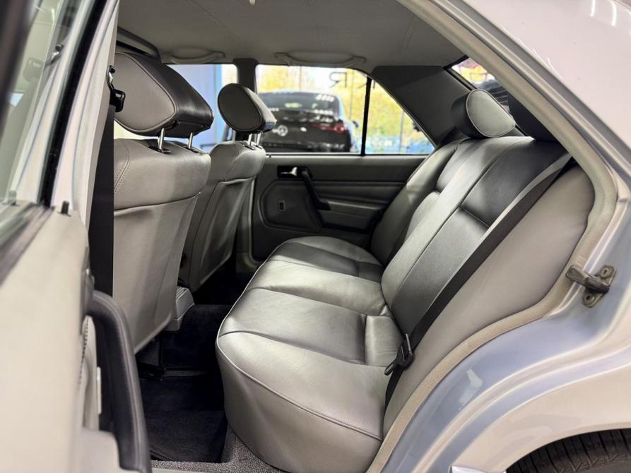 Mercedes-Benz 190 (W201) Санкт-Петербург  - изображение 17