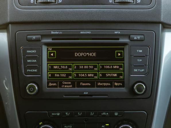 Skoda Yeti I с пробегом 2013 года, цена 998 000 рублей, 154163 км, внедорожник, Автокод Объявления