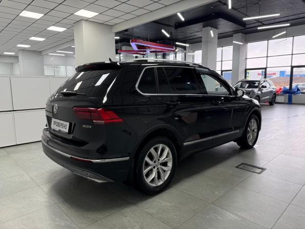 Volkswagen Tiguan II с пробегом 2018 года, цена 2 950 000 рублей, 97000 км, внедорожник, Автокод Объявления