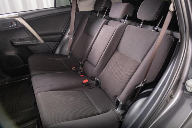 Toyota RAV4 IV (XA40) Рестайлинг с пробегом 2013 года, цена 1 899 000 рублей, 157374 км, внедорожник, Автокод Объявления