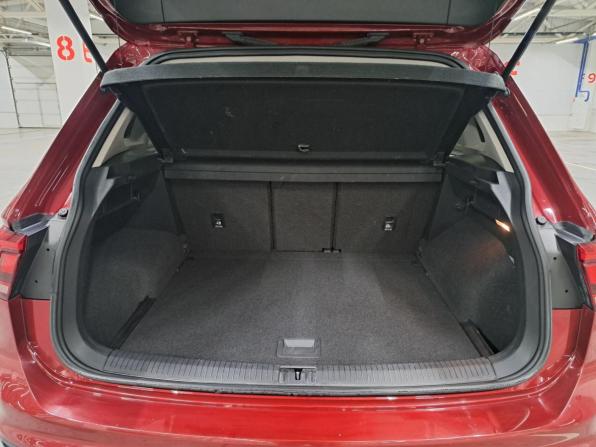 Volkswagen Tiguan II с пробегом 2019 года, цена 2 575 000 рублей, 86101 км, внедорожник, Автокод Объявления