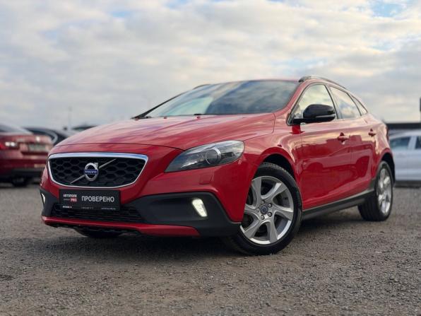 Volvo V40 Cross Country I с пробегом 2015 года, цена 1 300 000 рублей, 177000 км, хэтчбек, Автокод Объявления