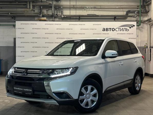 Mitsubishi Outlander III Рестайлинг 2 с пробегом 2017 года, цена 1 329 000 рублей, 207000 км, внедорожник, Автокод Объявления