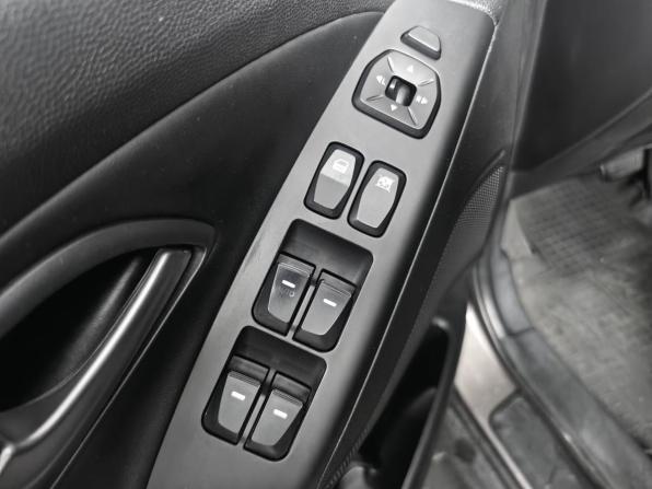 Hyundai ix35 I Рестайлинг с пробегом 2014 года, цена 1 190 000 рублей, 166961 км, внедорожник, Автокод Объявления