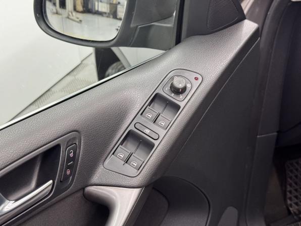 Volkswagen Tiguan I с пробегом 2009 года, цена 1 370 000 рублей, 146862 км, внедорожник, Автокод Объявления