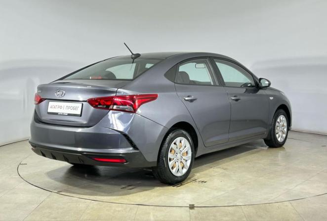 Hyundai Solaris II Рестайлинг с пробегом 2021 года, цена 1 395 000 рублей, 188014 км, седан, Автокод Объявления