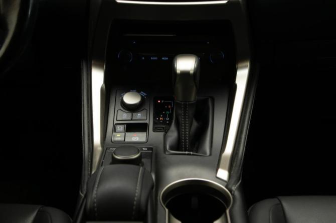 Lexus NX I с пробегом 2016 года, цена 2 475 000 рублей, 81552 км, внедорожник, Автокод Объявления