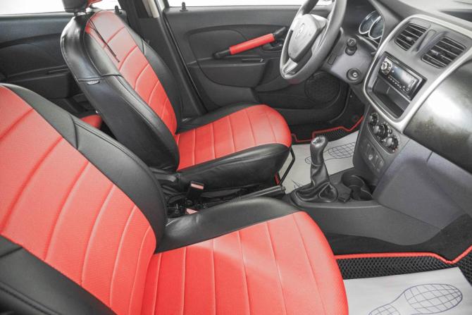 Renault Logan II с пробегом 2017 года, цена 599 000 рублей, 130000 км, седан, Автокод Объявления
