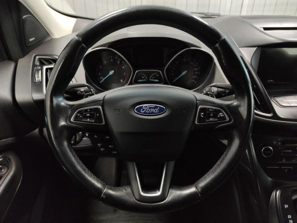 Ford Kuga II Рестайлинг с пробегом 2017 года, цена 1 500 000 рублей, 115823 км, внедорожник, Автокод Объявления